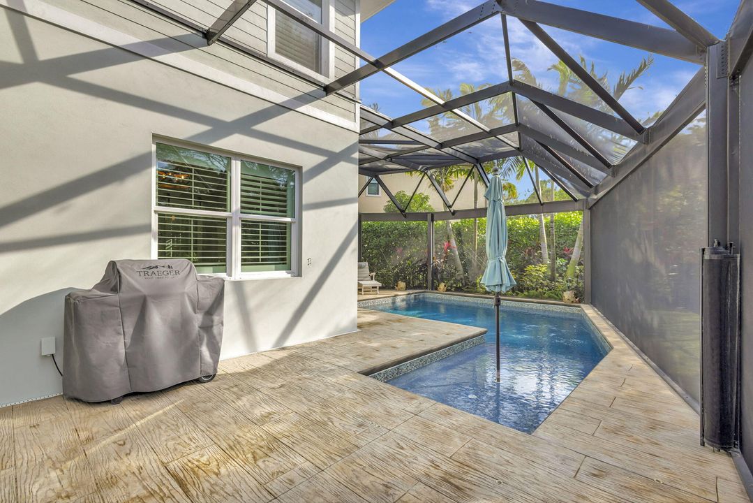 For Sale: $1,150,000 (4 beds, 3 baths, 2872 Square Feet)