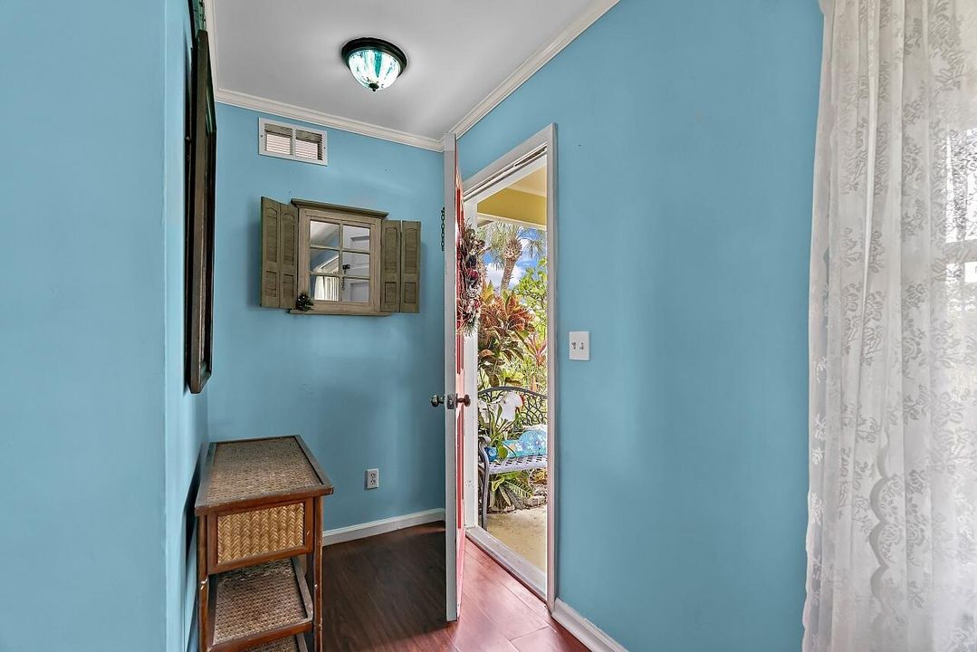 En Venta: $249,900 (2 camas, 2 baños, 1026 Pies cuadrados)