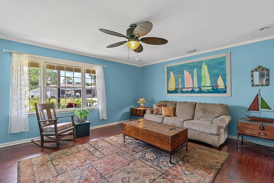 En Venta: $249,900 (2 camas, 2 baños, 1026 Pies cuadrados)