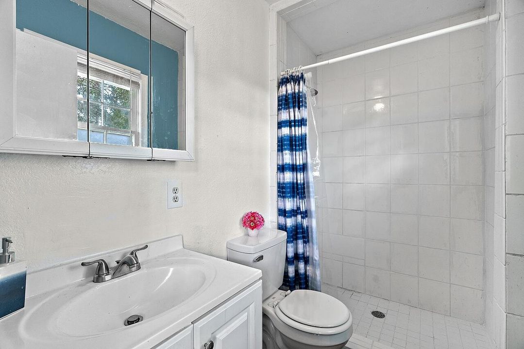 En Venta: $249,900 (2 camas, 2 baños, 1026 Pies cuadrados)