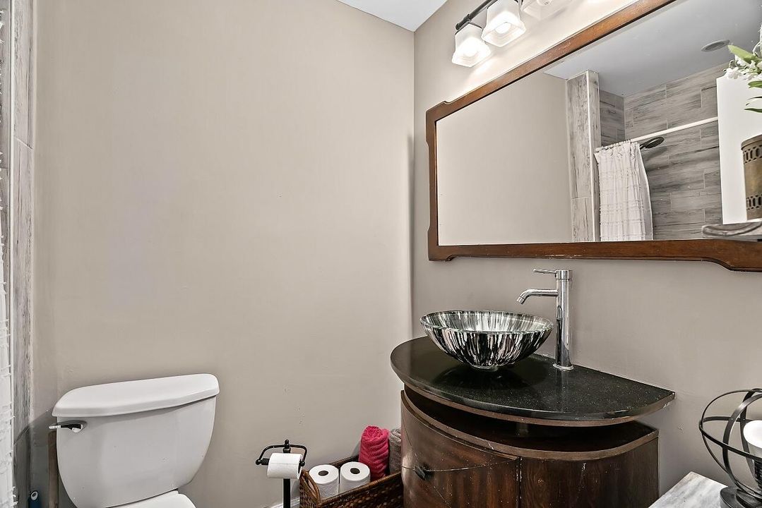 En Venta: $249,900 (2 camas, 2 baños, 1026 Pies cuadrados)