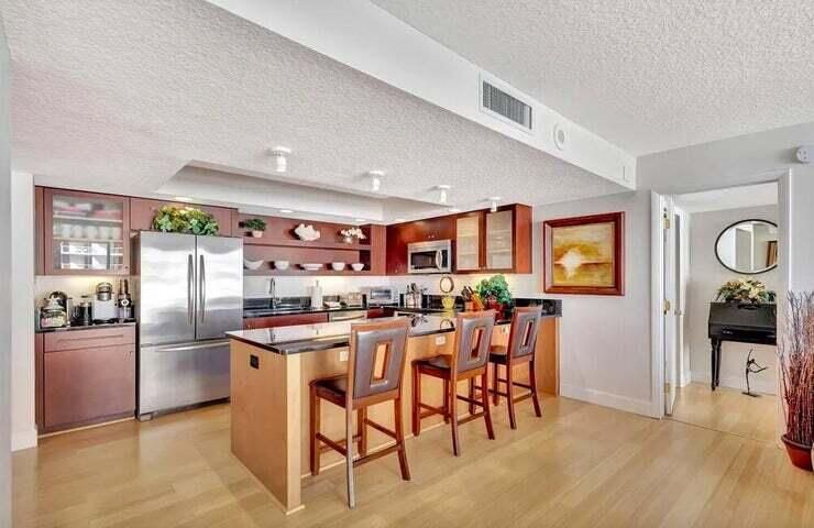 出租: $5,200 (2 贝兹, 2 浴室, 1432 平方英尺)