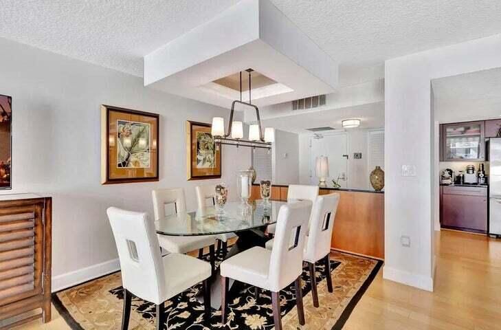 出租: $5,200 (2 贝兹, 2 浴室, 1432 平方英尺)