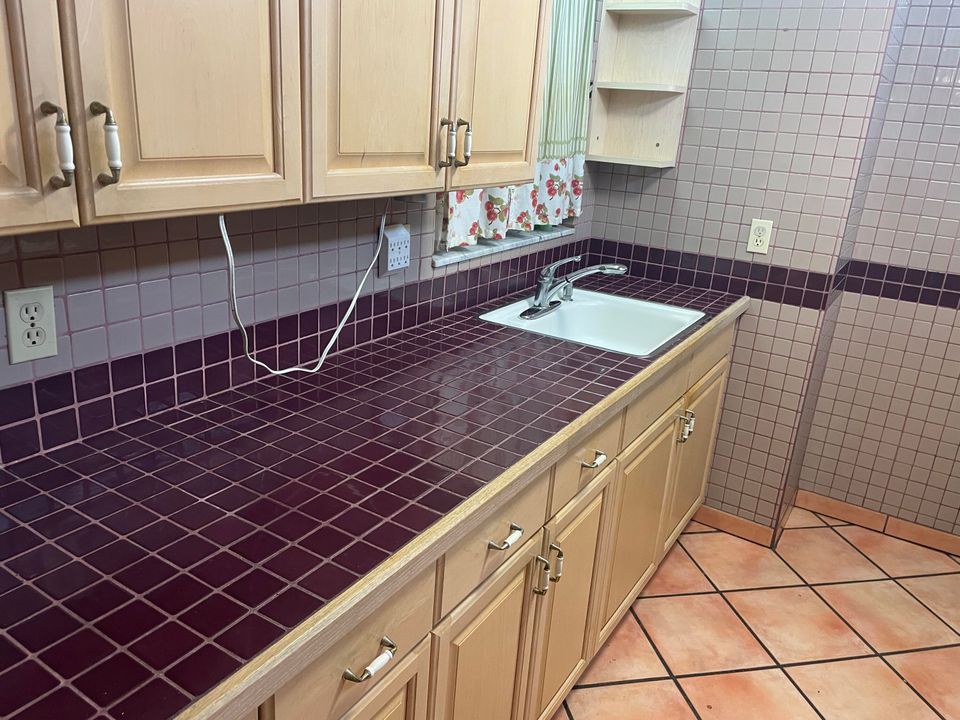 En Venta: $72,000 (2 camas, 2 baños, 994 Pies cuadrados)