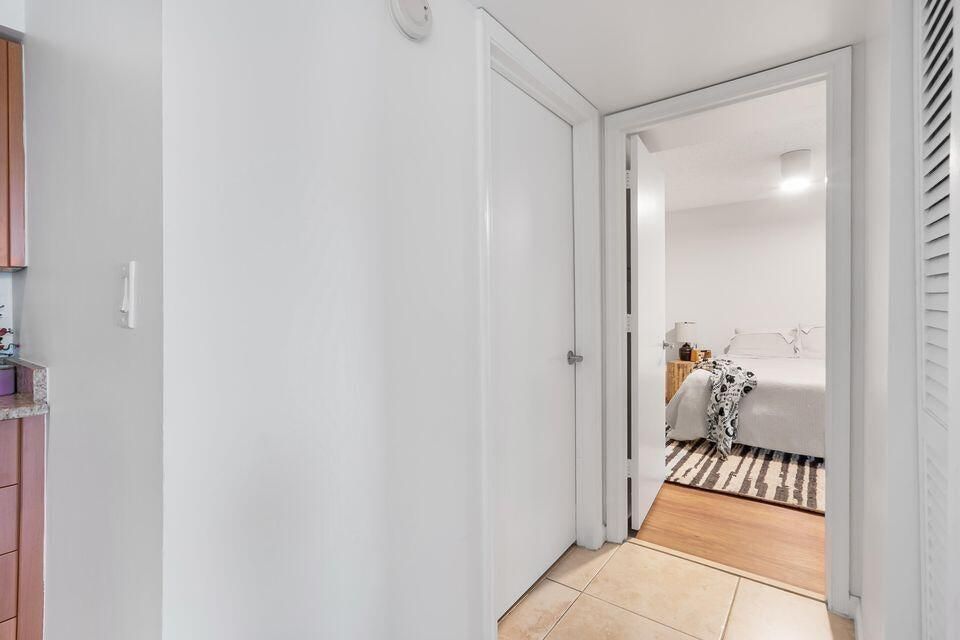 В аренду: $1,950 (1 спален, 1 ванн, 696 Квадратных фут)