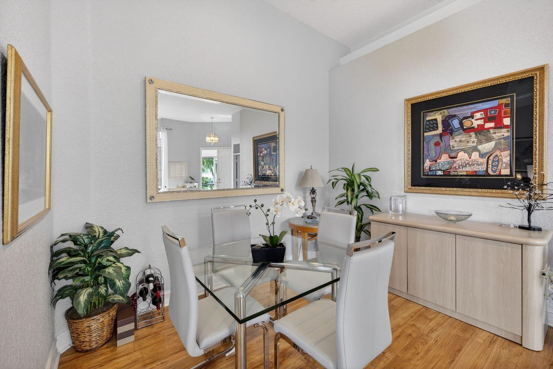 En Venta: $397,500 (3 camas, 2 baños, 2277 Pies cuadrados)