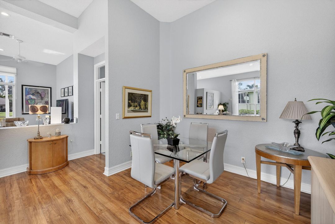 En Venta: $397,500 (3 camas, 2 baños, 2277 Pies cuadrados)