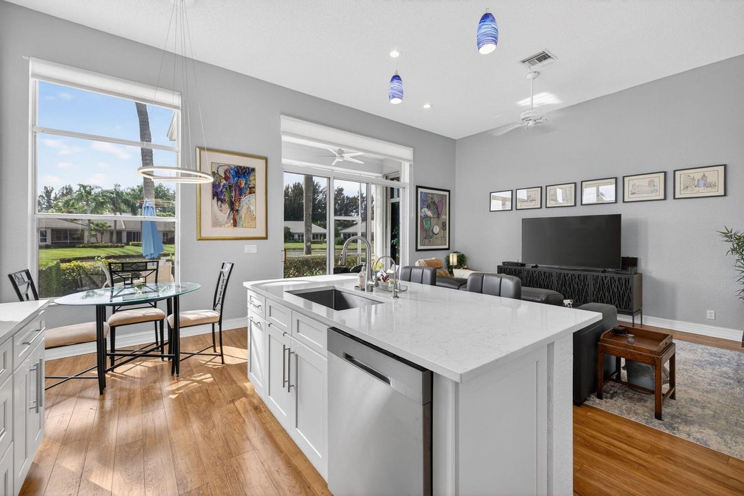 En Venta: $397,500 (3 camas, 2 baños, 2277 Pies cuadrados)