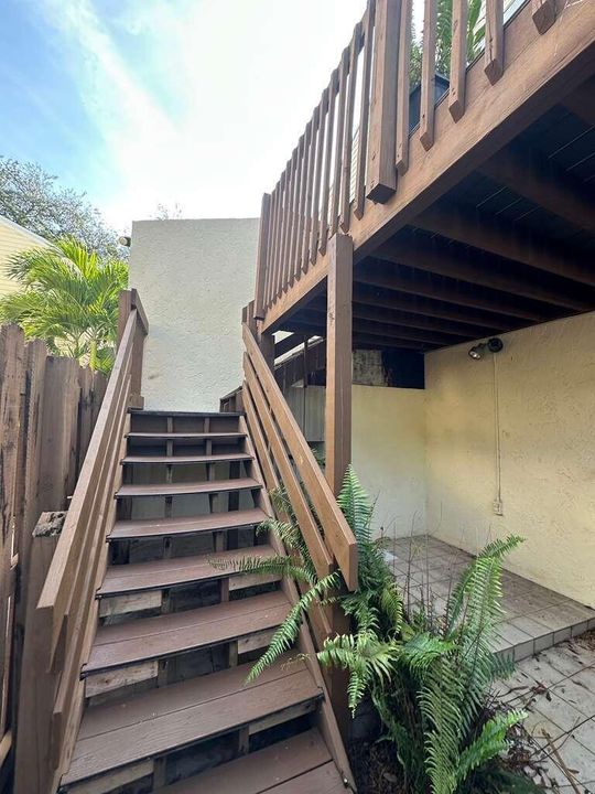 For Sale: $185,000 (1 beds, 1 baths, 627 Square Feet)