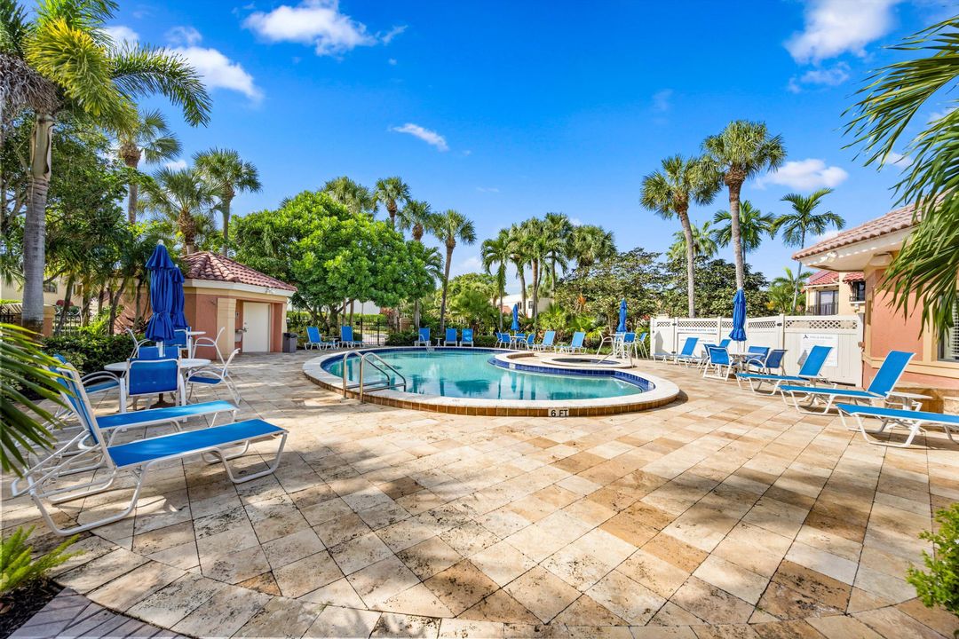 待售: $385,000 (2 贝兹, 2 浴室, 1180 平方英尺)