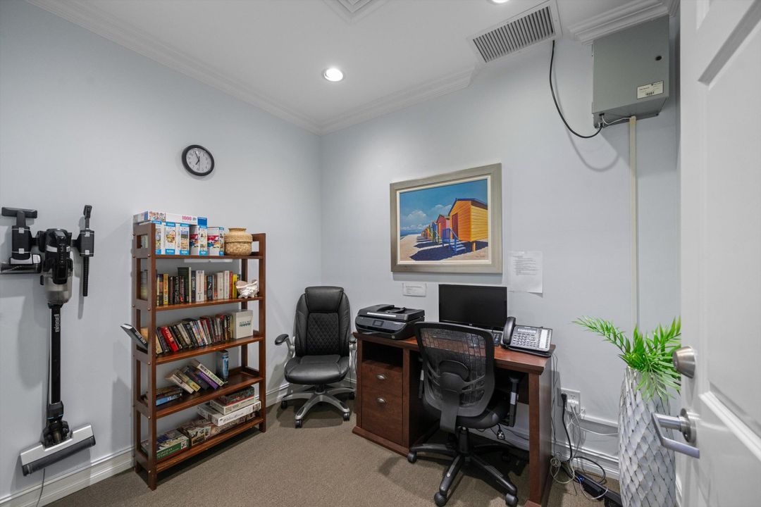 待售: $385,000 (2 贝兹, 2 浴室, 1180 平方英尺)