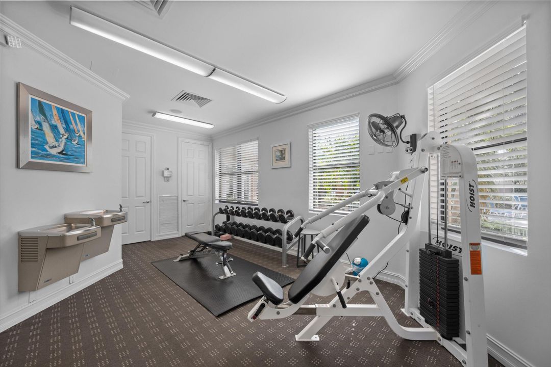 待售: $385,000 (2 贝兹, 2 浴室, 1180 平方英尺)