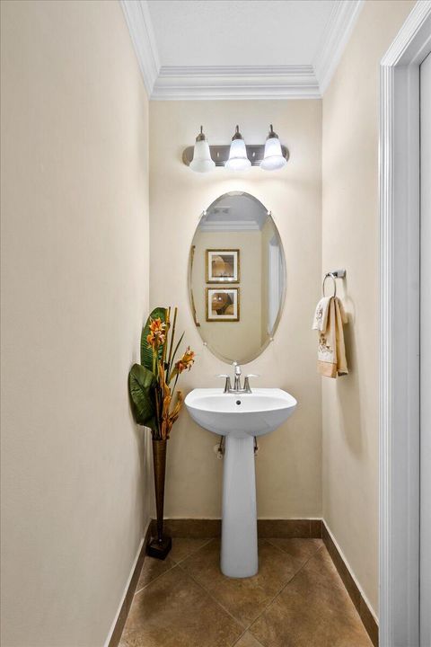 待售: $585,000 (3 贝兹, 2 浴室, 1822 平方英尺)