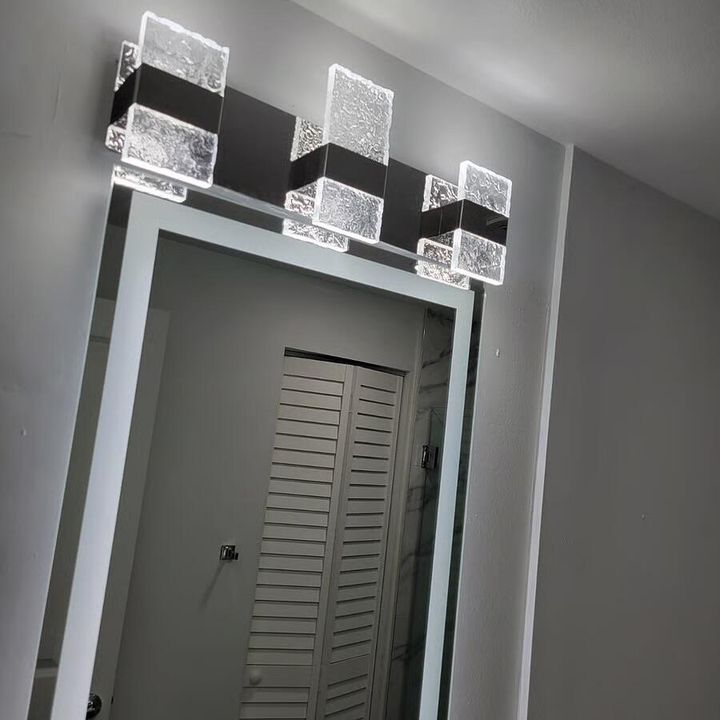 For Sale: $335,000 (2 beds, 2 baths, 1120 Square Feet)