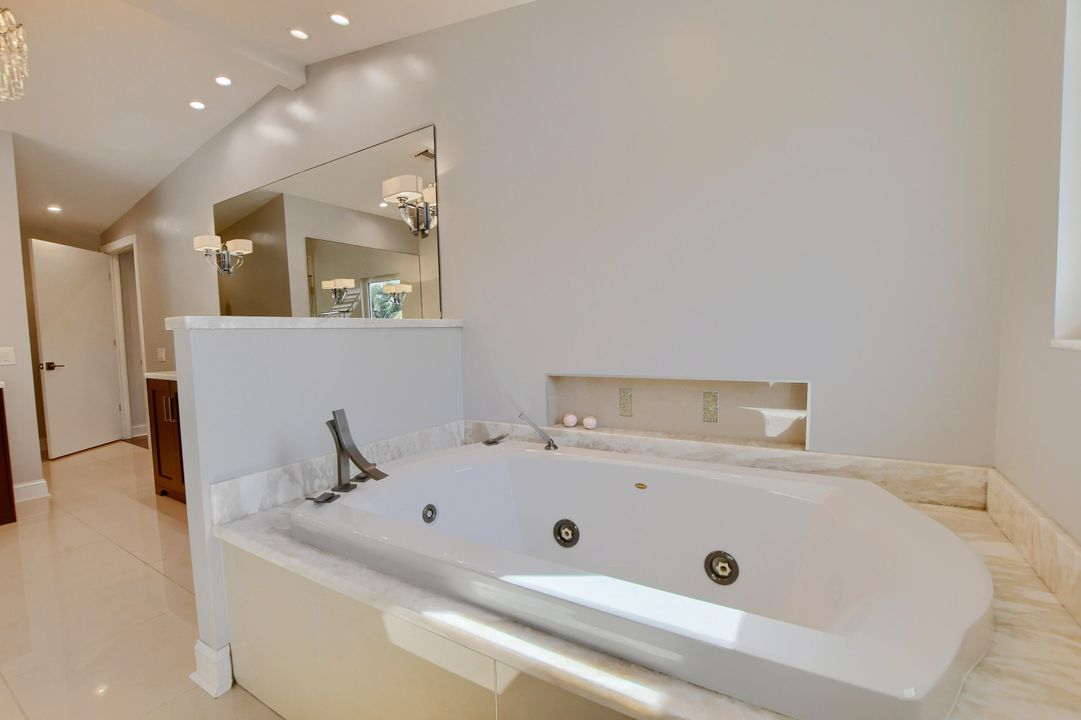 For Sale: $1,525,000 (5 beds, 4 baths, 3853 Square Feet)