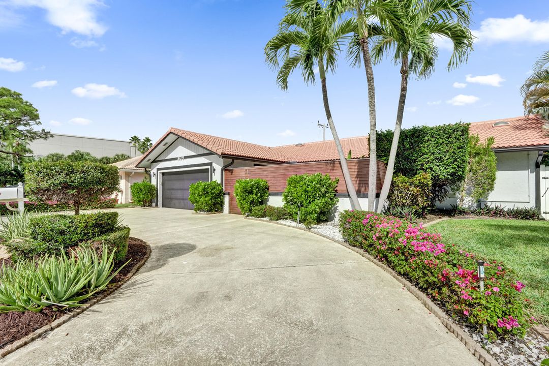 For Sale: $949,000 (3 beds, 2 baths, 1675 Square Feet)