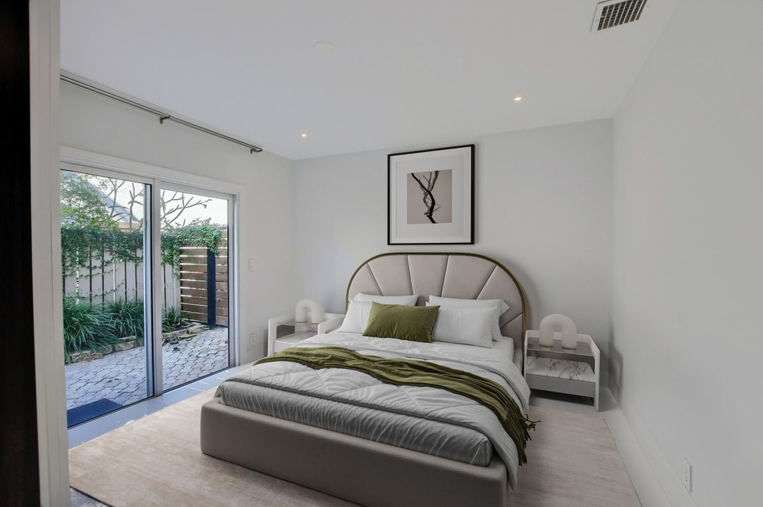 For Sale: $1,525,000 (5 beds, 4 baths, 3853 Square Feet)