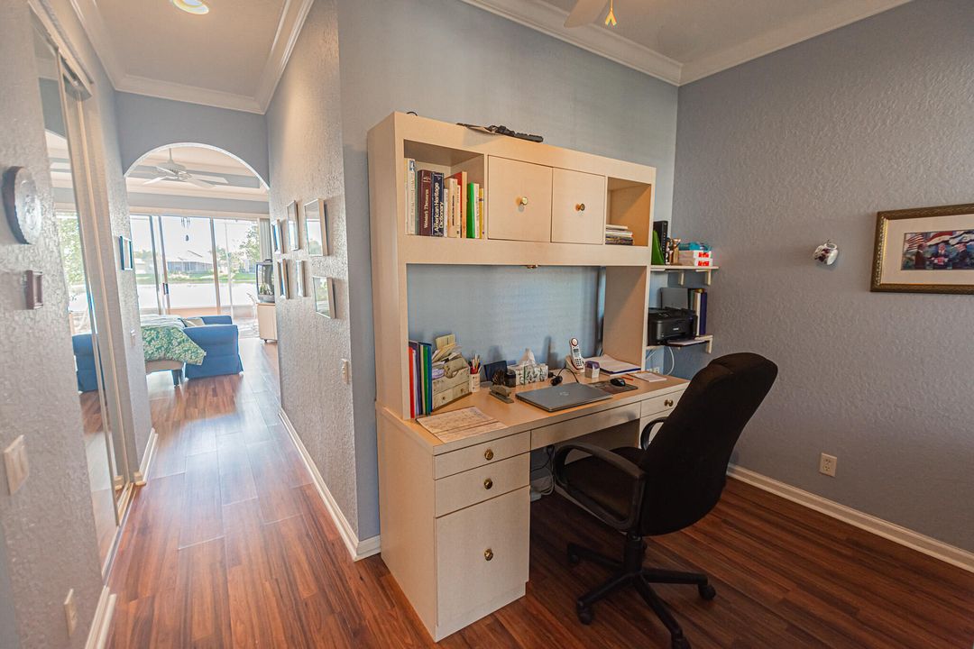 For Sale: $499,900 (3 beds, 2 baths, 2545 Square Feet)