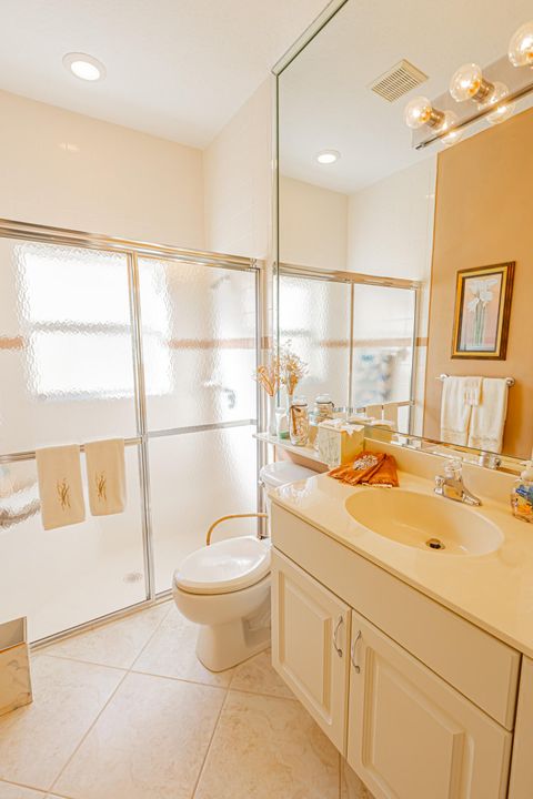 For Sale: $499,900 (3 beds, 2 baths, 2545 Square Feet)