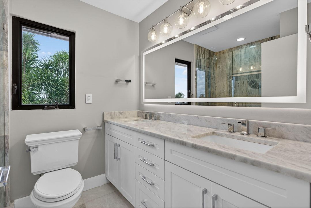 En Venta: $2,990,000 (4 camas, 3 baños, 2839 Pies cuadrados)