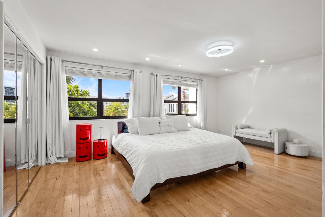 В аренду: $8,000 (2 спален, 2 ванн, 2300 Квадратных фут)