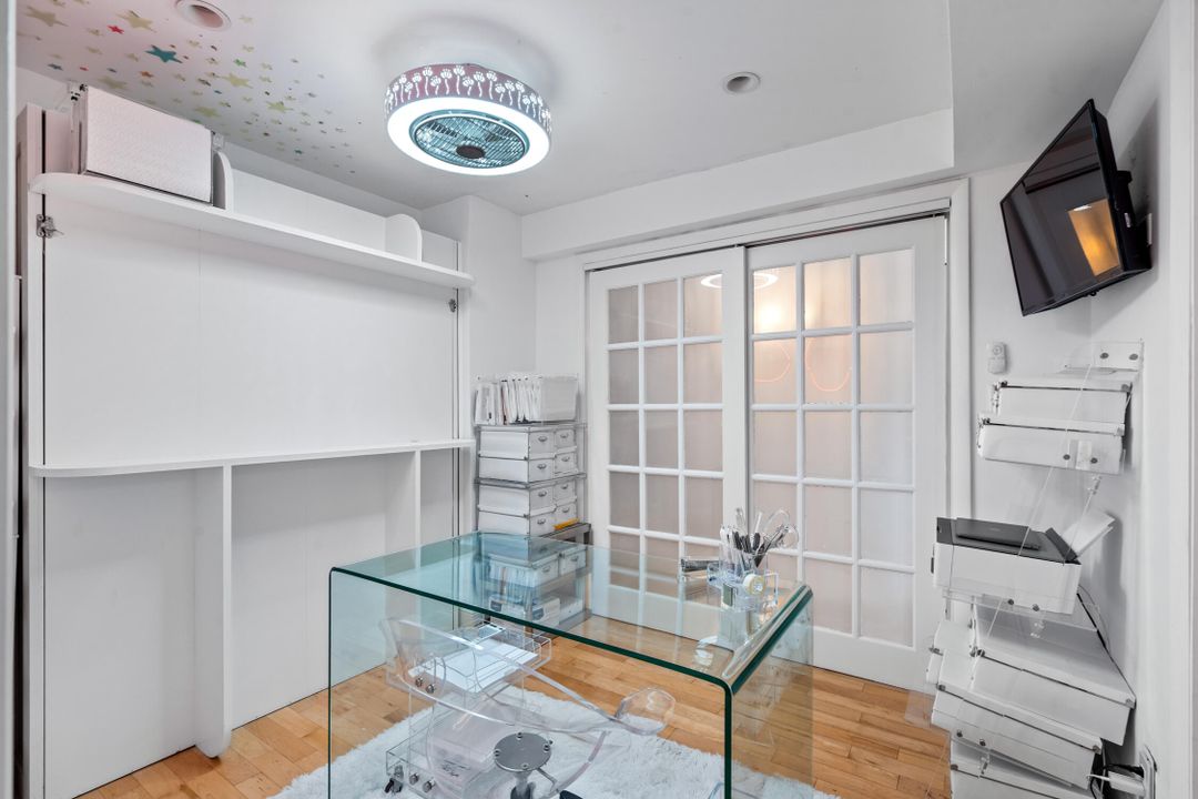 В аренду: $8,000 (2 спален, 2 ванн, 2300 Квадратных фут)