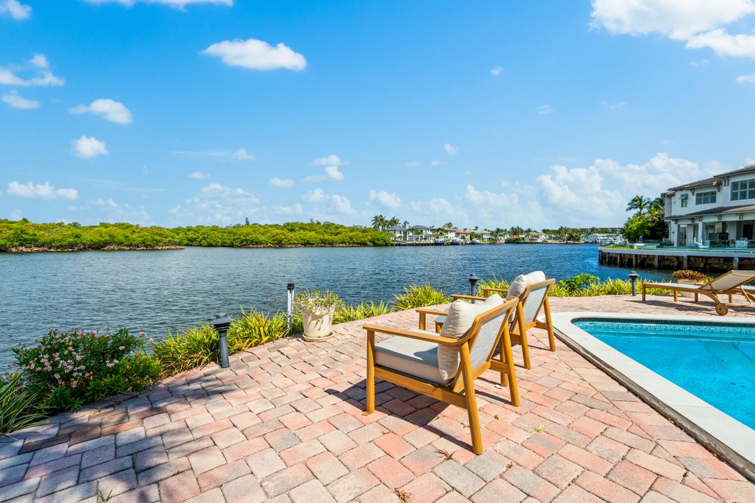 В аренду: $8,000 (2 спален, 2 ванн, 2300 Квадратных фут)