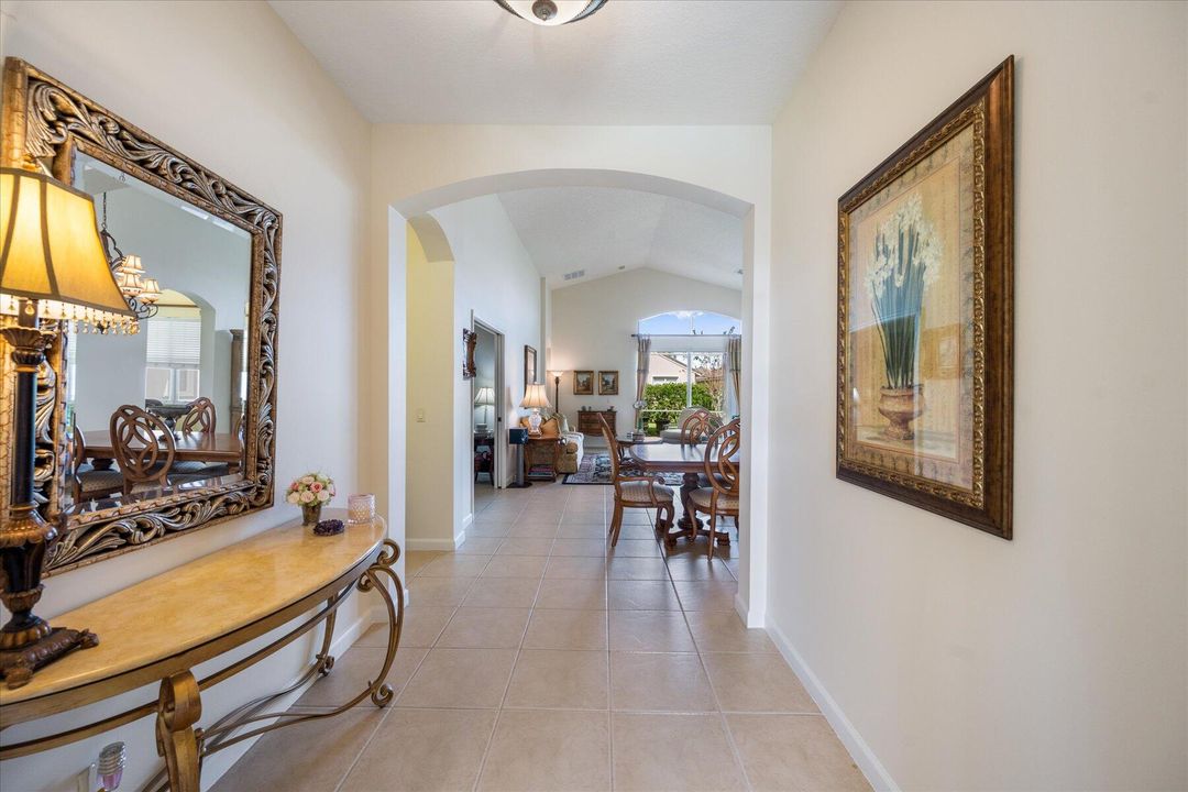 For Rent: $2,750 (3 beds, 2 baths, 1818 Square Feet)