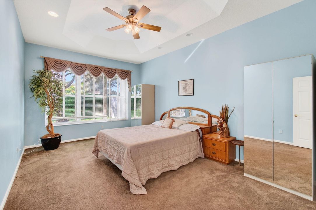 For Sale: $499,900 (3 beds, 2 baths, 2099 Square Feet)