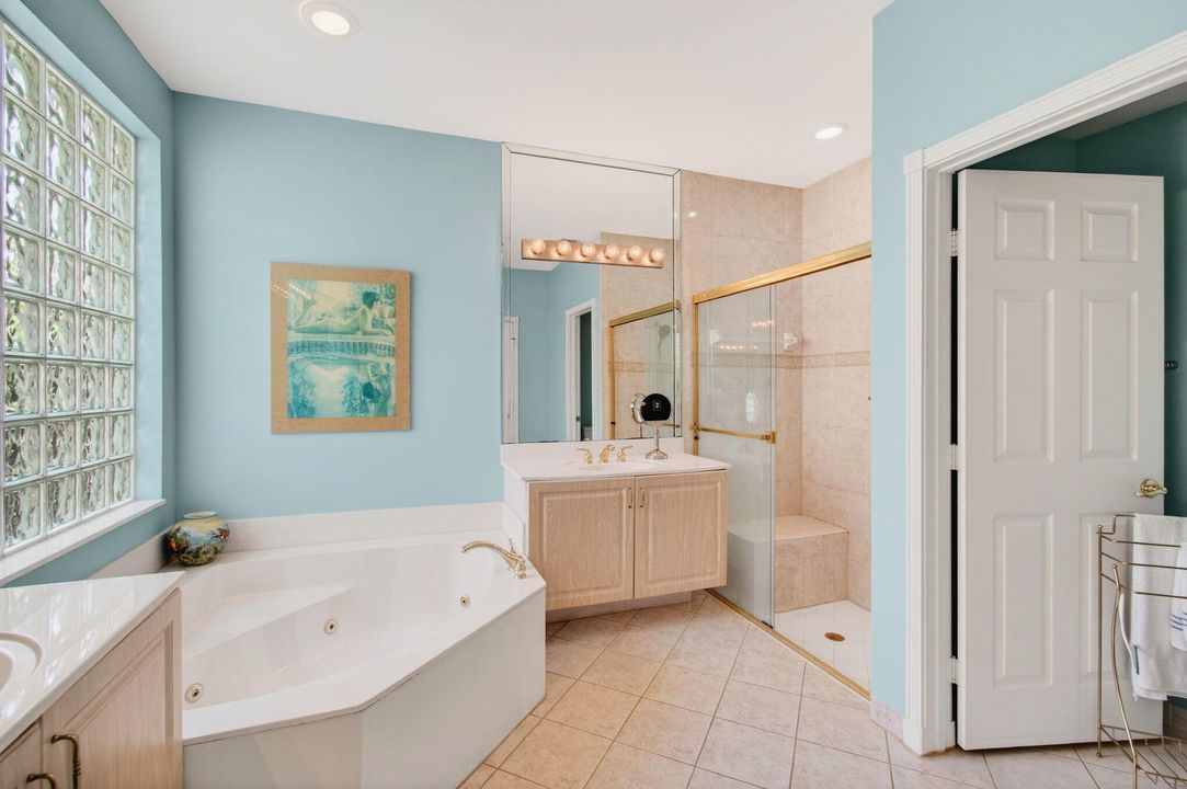 For Sale: $499,900 (3 beds, 2 baths, 2099 Square Feet)