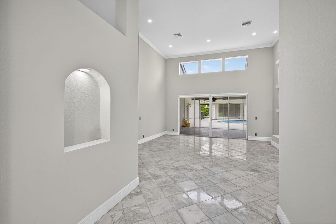 待售: $1,499,900 (5 贝兹, 3 浴室, 3875 平方英尺)