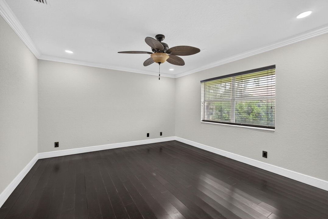 待售: $1,499,900 (5 贝兹, 3 浴室, 3875 平方英尺)