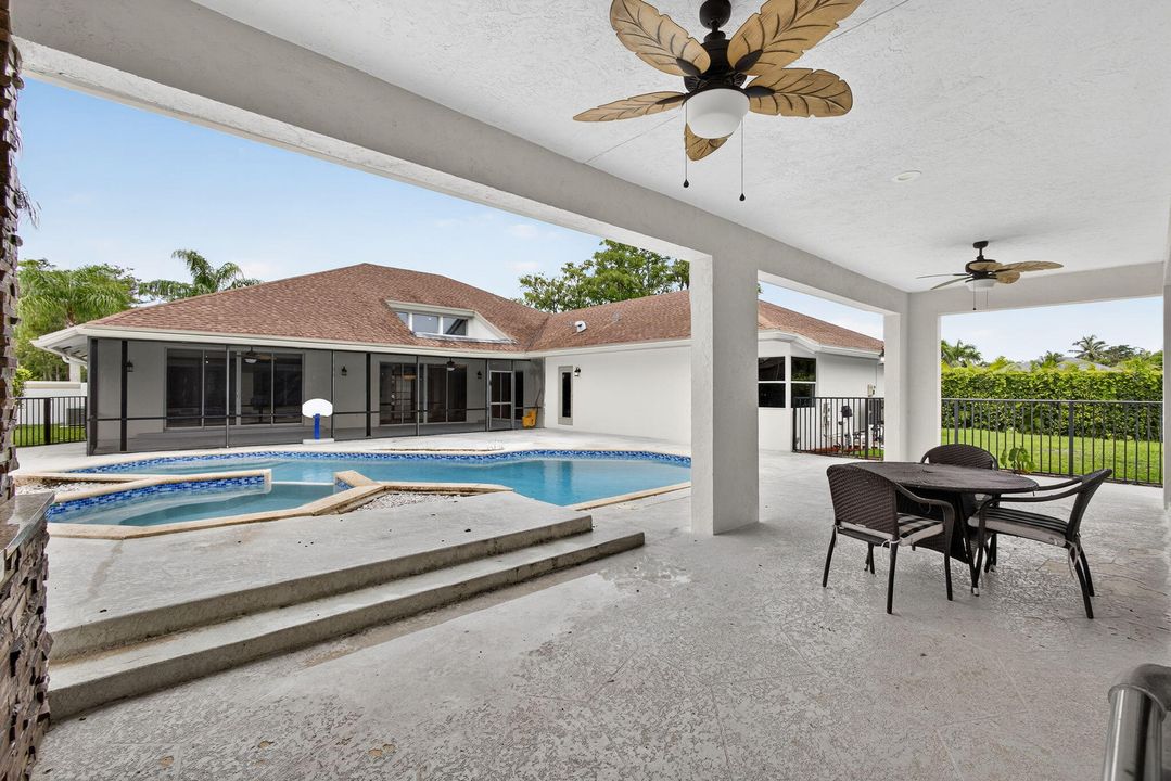 待售: $1,499,900 (5 贝兹, 3 浴室, 3875 平方英尺)