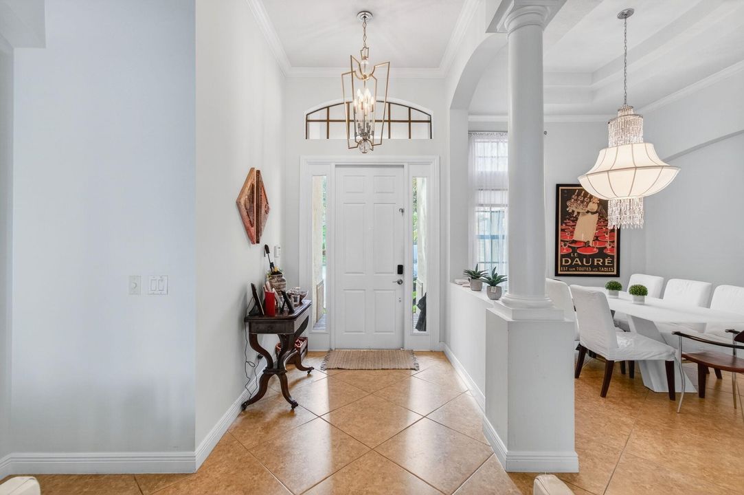 For Sale: $1,425,000 (5 beds, 4 baths, 3500 Square Feet)