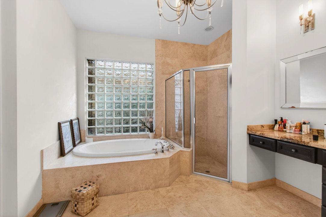 For Sale: $1,425,000 (5 beds, 4 baths, 3500 Square Feet)