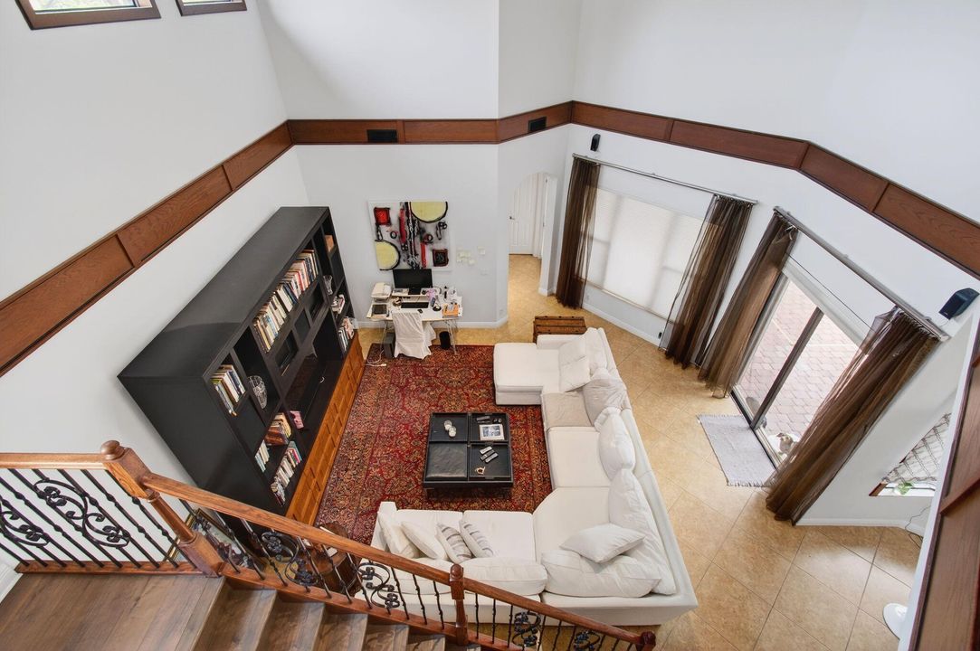 For Sale: $1,425,000 (5 beds, 4 baths, 3500 Square Feet)