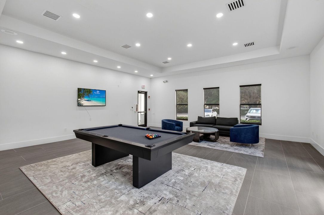 For Sale: $1,425,000 (5 beds, 4 baths, 3500 Square Feet)