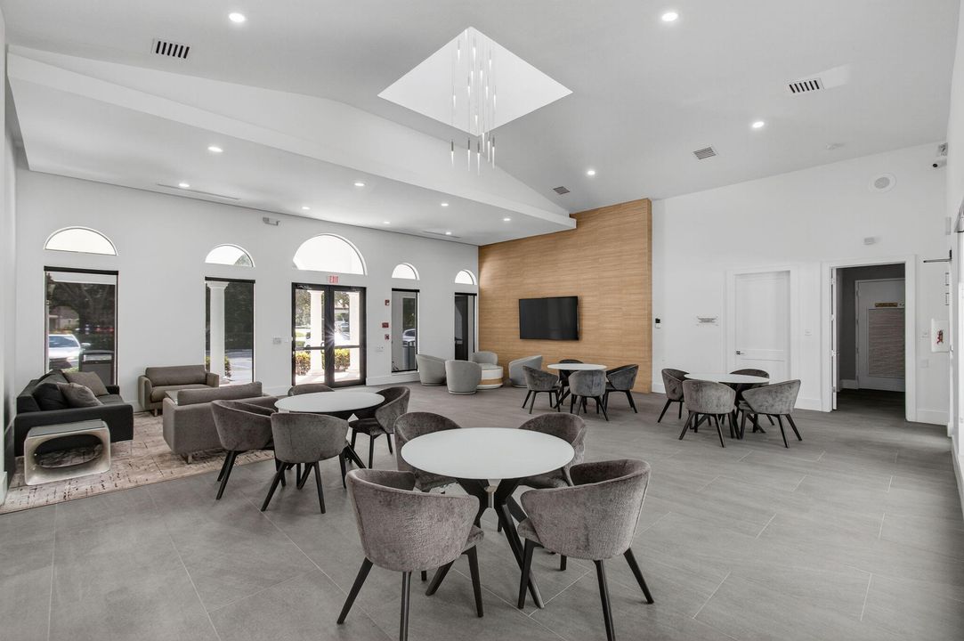 For Sale: $1,425,000 (5 beds, 4 baths, 3500 Square Feet)