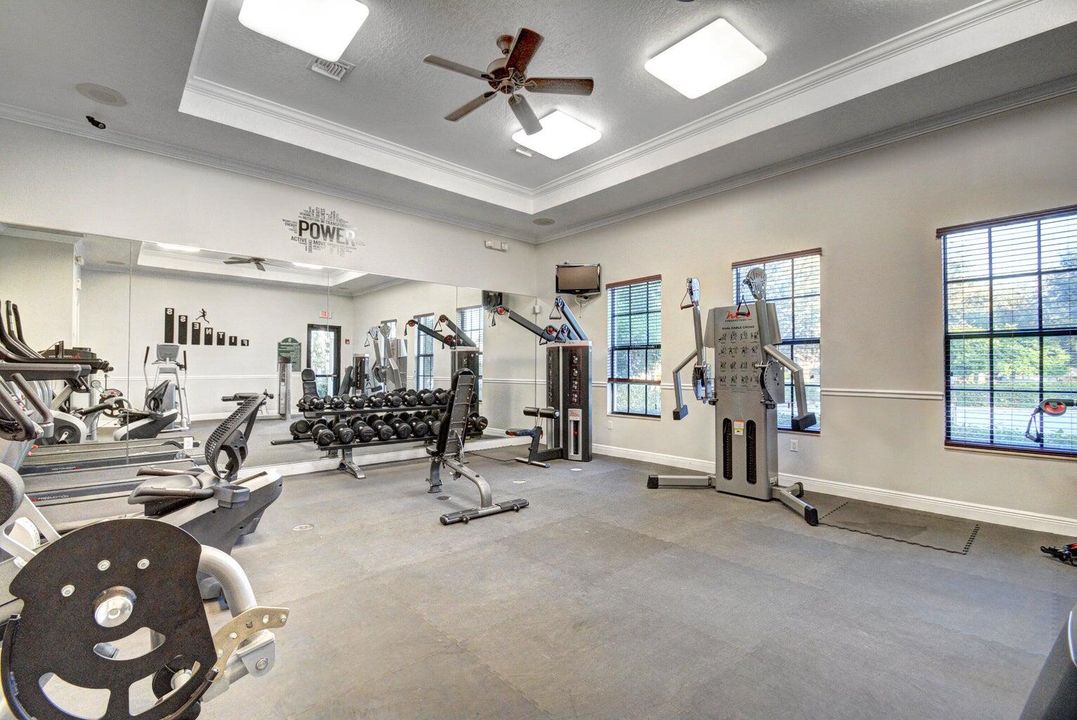 For Sale: $1,425,000 (5 beds, 4 baths, 3500 Square Feet)