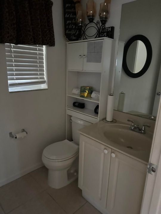 На продажу: $525,000 (4 спален, 2 ванн, 1887 Квадратных фут)