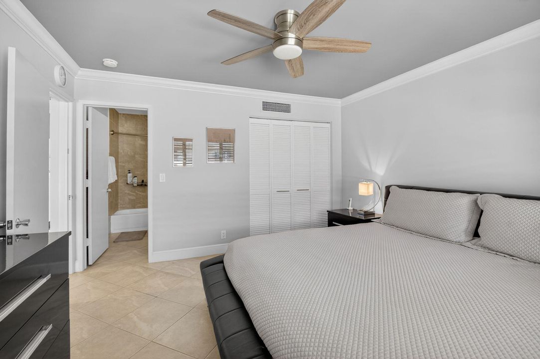 待售: $479,000 (1 贝兹, 1 浴室, 812 平方英尺)