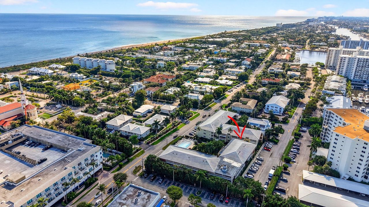 待售: $479,000 (1 贝兹, 1 浴室, 812 平方英尺)