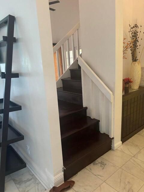 En Renta: $3,900 (3 camas, 2 baños, 1840 Pies cuadrados)