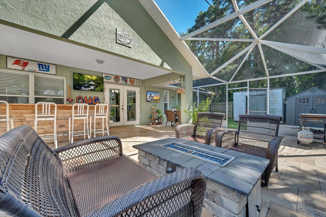 En Venta: $439,900 (3 camas, 2 baños, 2006 Pies cuadrados)