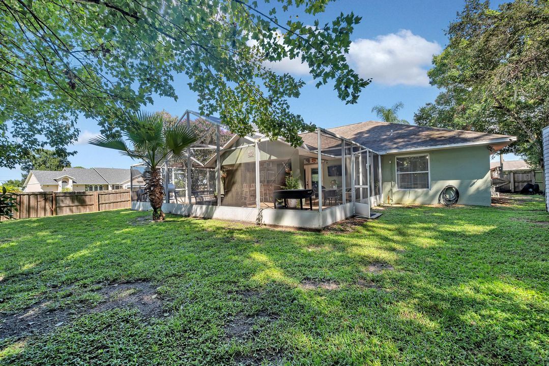 En Venta: $439,900 (3 camas, 2 baños, 2006 Pies cuadrados)