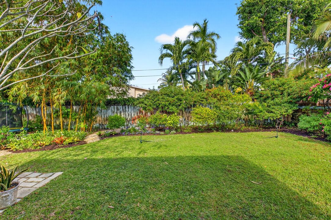 待售: $979,850 (2 贝兹, 2 浴室, 1223 平方英尺)