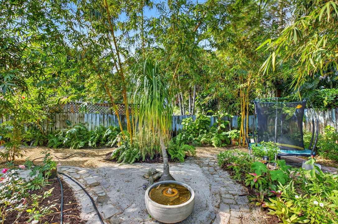 待售: $979,850 (2 贝兹, 2 浴室, 1223 平方英尺)