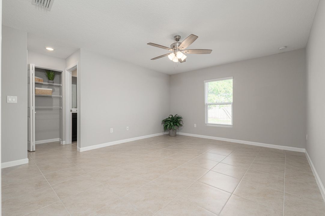 出租: $2,650 (4 贝兹, 2 浴室, 1806 平方英尺)