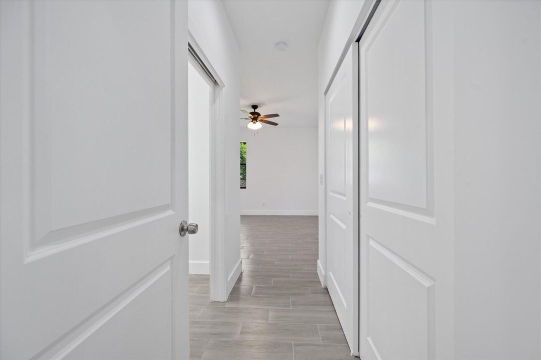 待售: $449,000 (5 贝兹, 2 浴室, 1640 平方英尺)