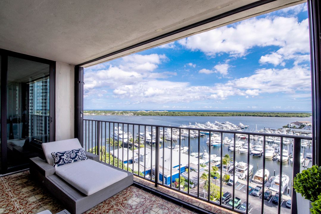 На продажу: $595,000 (2 спален, 2 ванн, 1424 Квадратных фут)